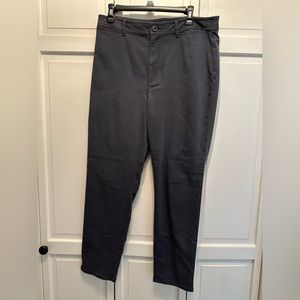 New with Tags Loft Curvy flat front Chinos size 12